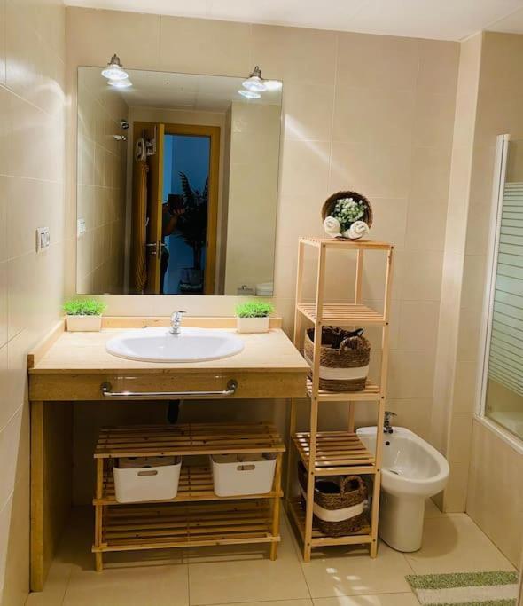 Apartamento En Vera Playa Laguna Beach Exterior photo